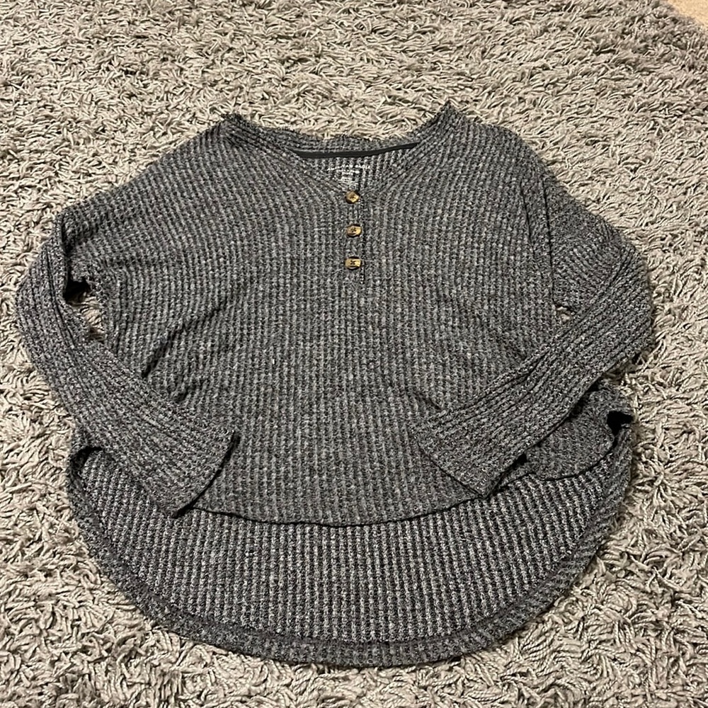 American Eagle soft & sexy grey 3 button down sweater size S